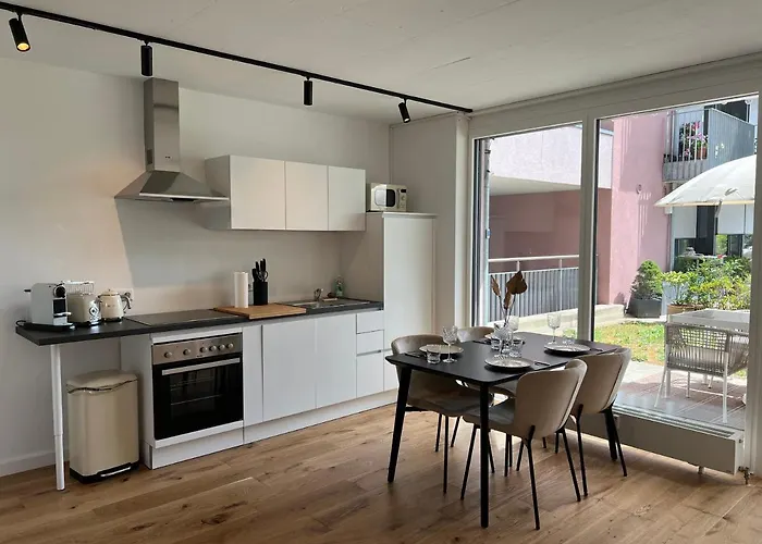 Urban - Am Seerhein * Konstanz